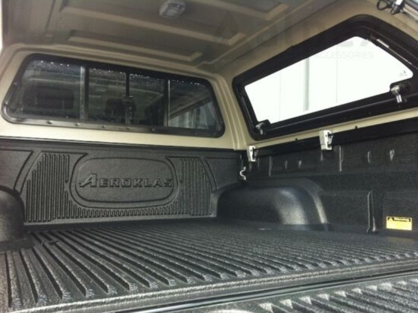interior de un pick-up Bed Truck con protección Aeroklas