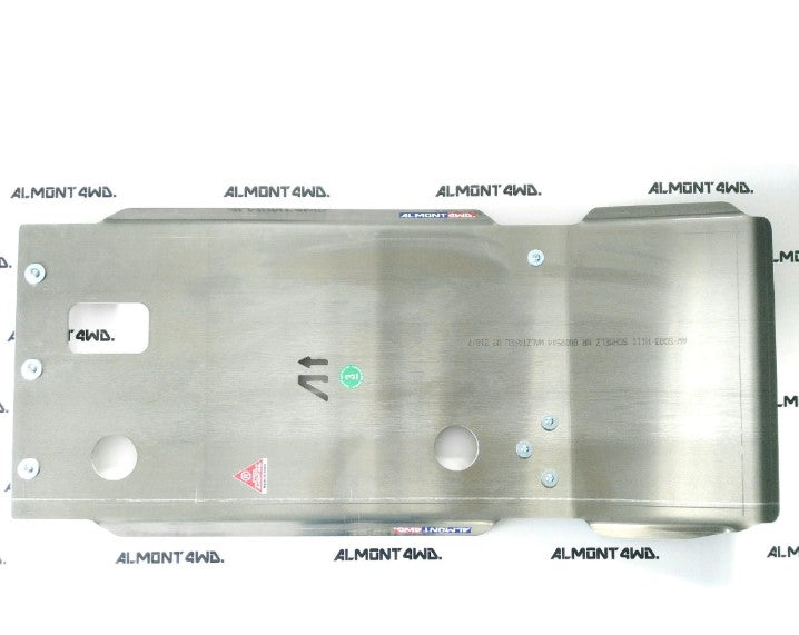Protección de aluminio Almont presentada sobre fondo blanco