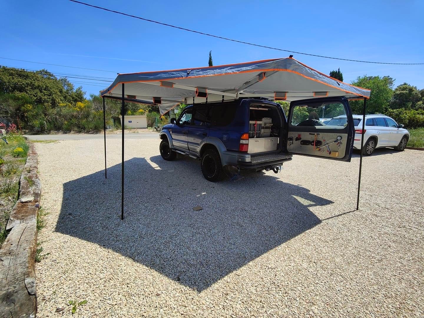 Toldo circular 4x4 izquierda - autoportante 270° / 450° - Rockalu