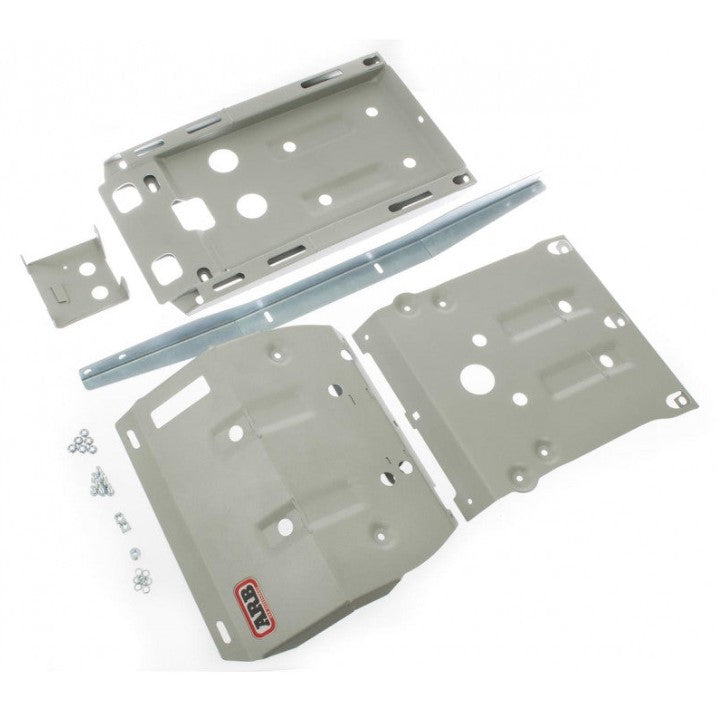 3 escudos ARB de acero sobre fondo blanco con orificios en todas las placas