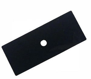 Pieza rectangular negra con un agujero en el centro