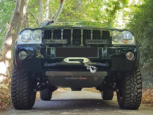 Protección Jeep Grand Cherokee WH con un Almont de aluminio