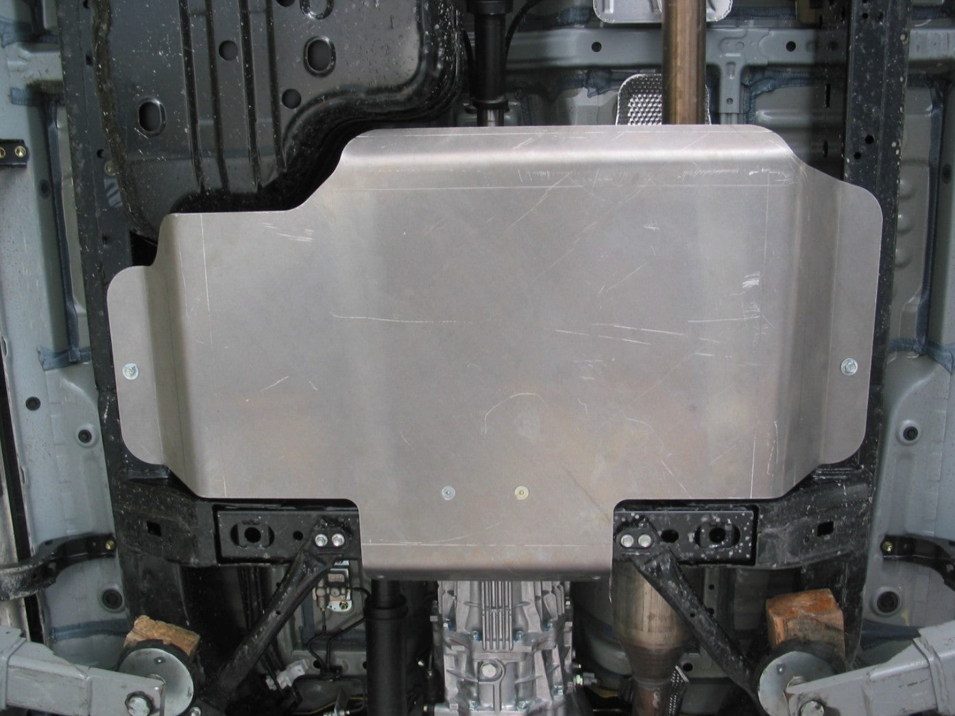 Protección N4 caja de transferencia de aluminio montada en un vehículo