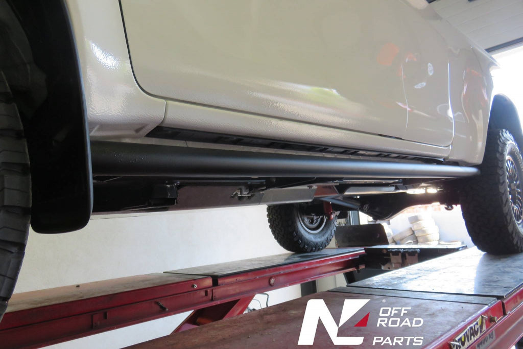 Protectores tubulares de la parte inferior de la carrocería para Toyota Hilux Revo 2016+.