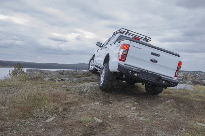 Parachoques trasero RIVAL con luces LED - 2012+ Ford Ranger