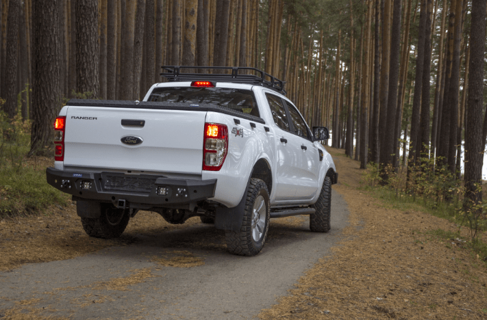 Parachoques trasero RIVAL con luces LED - 2012+ Ford Ranger